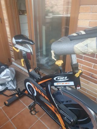 Bicicleta estatica BH