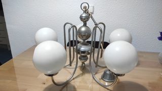 Lámpara araña de techo antigua