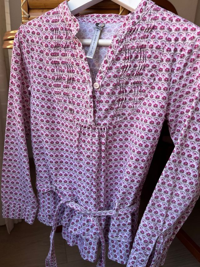 Blusa Mayoral. Talla 7.