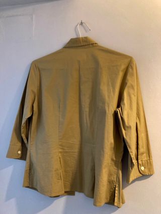 vendo camisa Benetton elastica