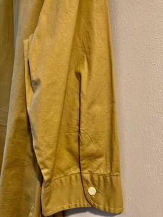 vendo camisa Benetton elastica