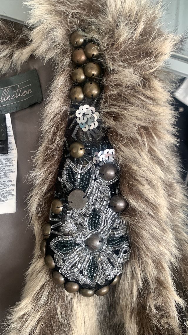 Chalequillo pelo y pedreria