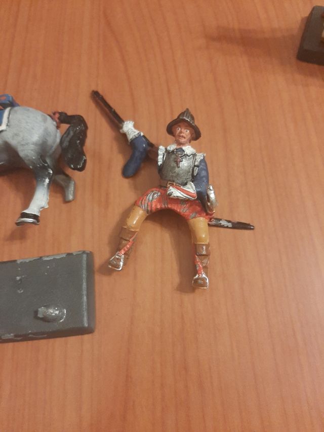 Soldatino di Piombo a Cavallo