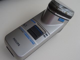 MAQUINILLA ELÉCTRICA DE AFEITAR PHILIPS VINTAGE RE
