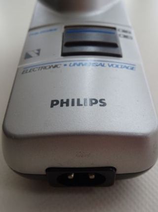 MAQUINILLA ELÉCTRICA DE AFEITAR PHILIPS VINTAGE RE