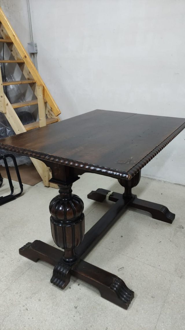 Antico tavolo in legno