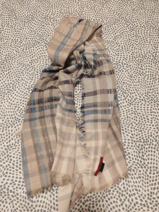 Pañuelo Carolina Herrera