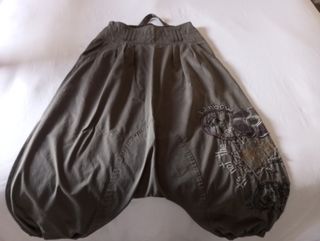 Pantalones anchos Desigual 