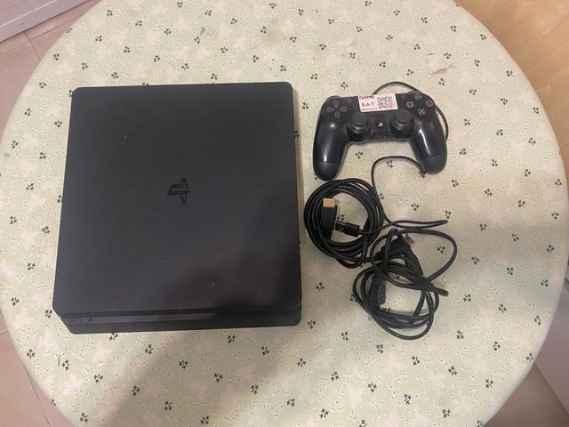 play station 4 slim