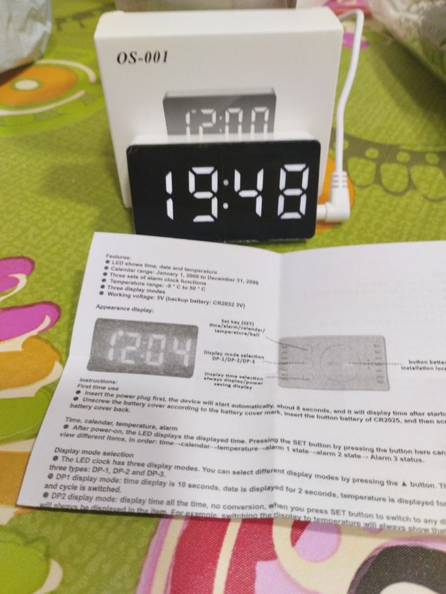 Reloj, despertador digital