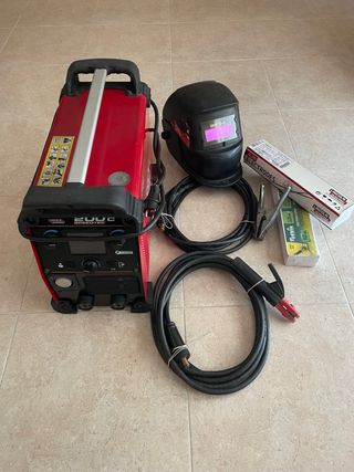 Soldador Lincoln Electric SPEEDTEC 200C