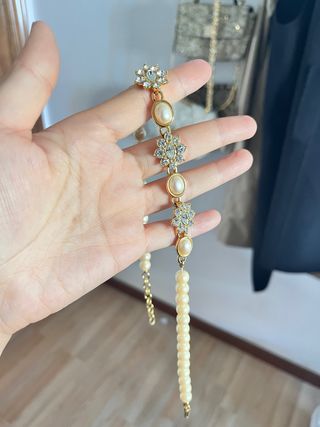 Collar vintage dorado perlas cristales blancos 