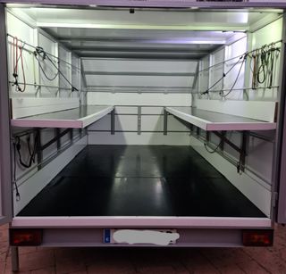 Remolque nuevo para 4 karts