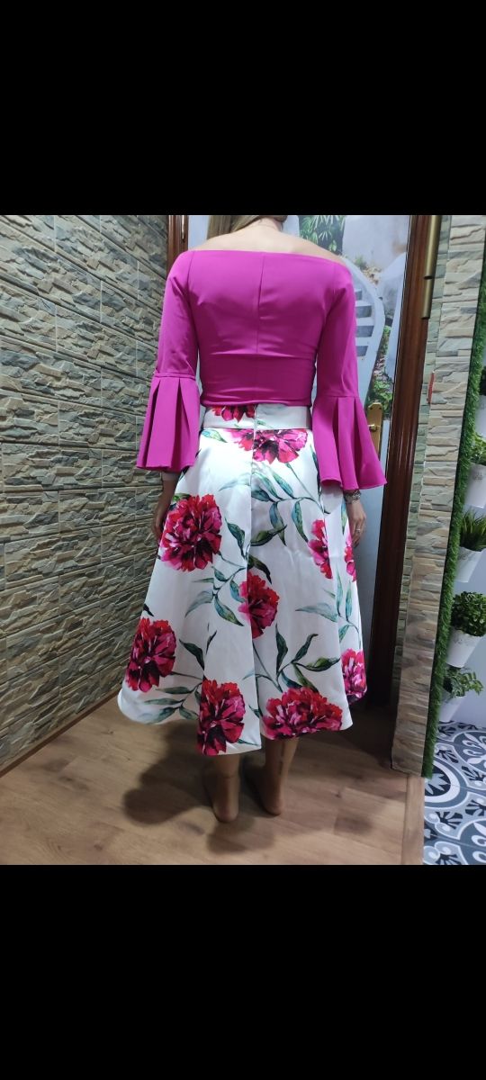 Conjunto falda y top de mangas