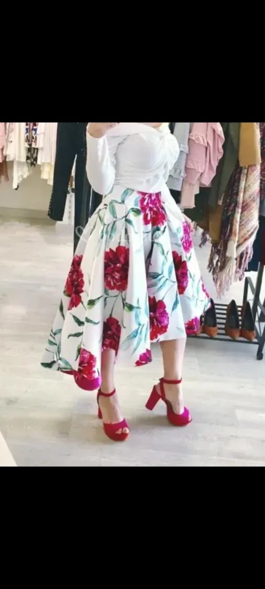 Conjunto falda y top de mangas