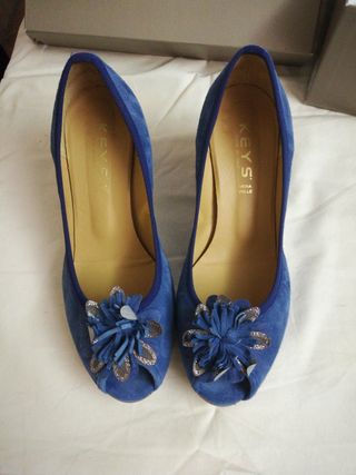 Scarpe pelle color avio