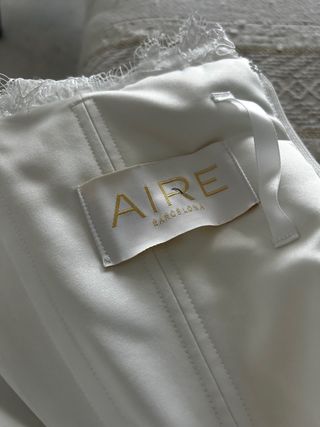 vestido novia aire barcelona y velo 