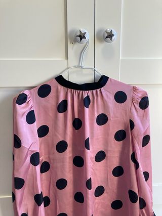 blusa lunares