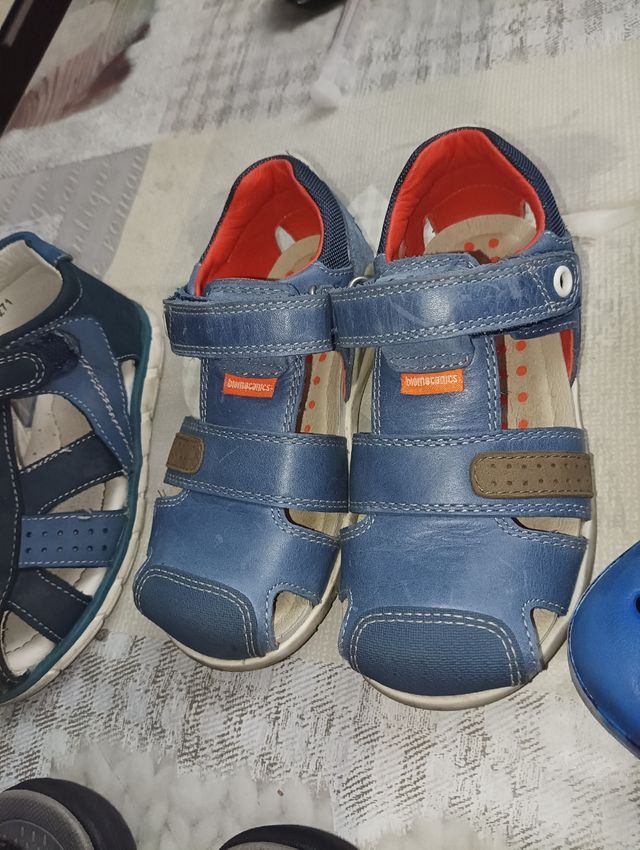 Calzado verano niño talla 27