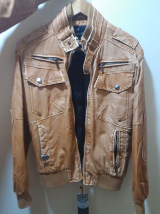 Cazadora de cuero