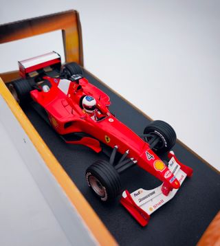 FERRARI F1 2000 RUBENS BARRICHELLO 1/18 HOT WHEELS
