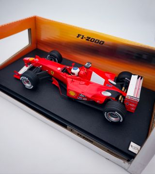 FERRARI F1 2000 RUBENS BARRICHELLO 1/18 HOT WHEELS