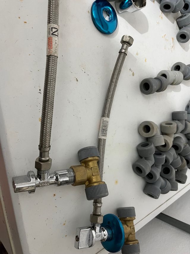 material de fontaneria