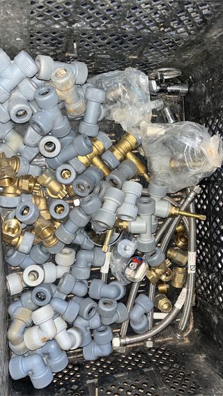 material de fontaneria