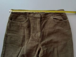 Pantalón pana verde chica algodón.