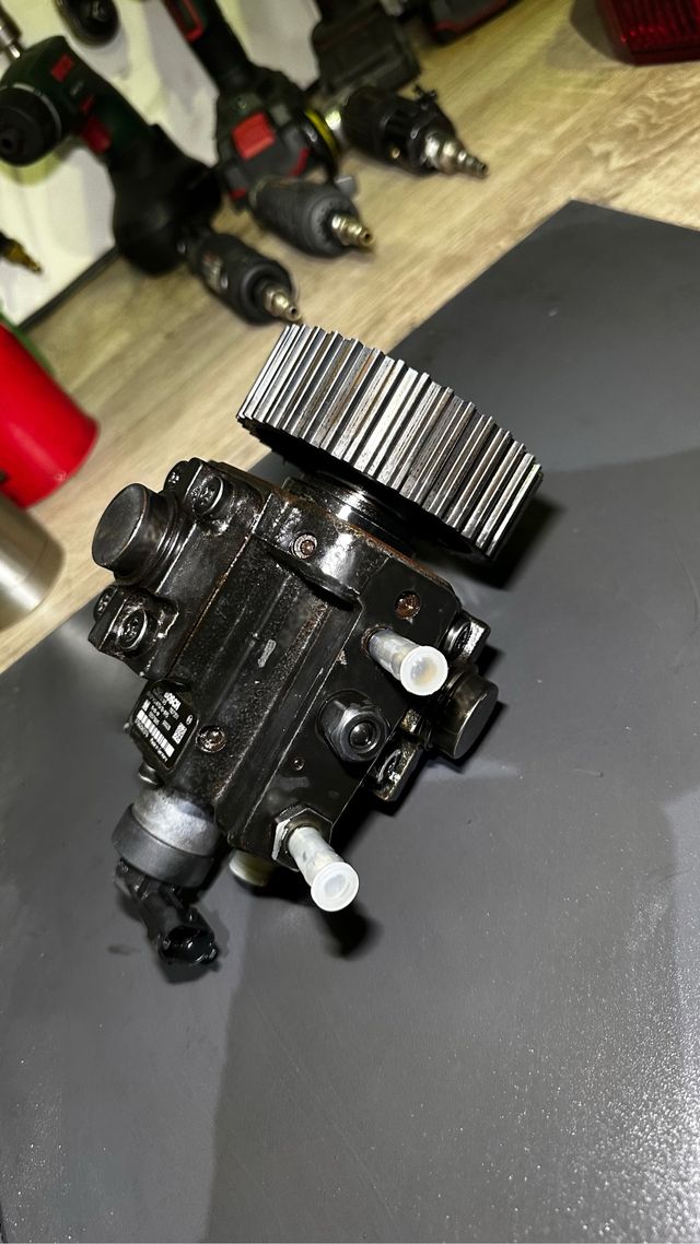 Bomba de inyeccion Opel insignia 2.0 CDTI 130CV