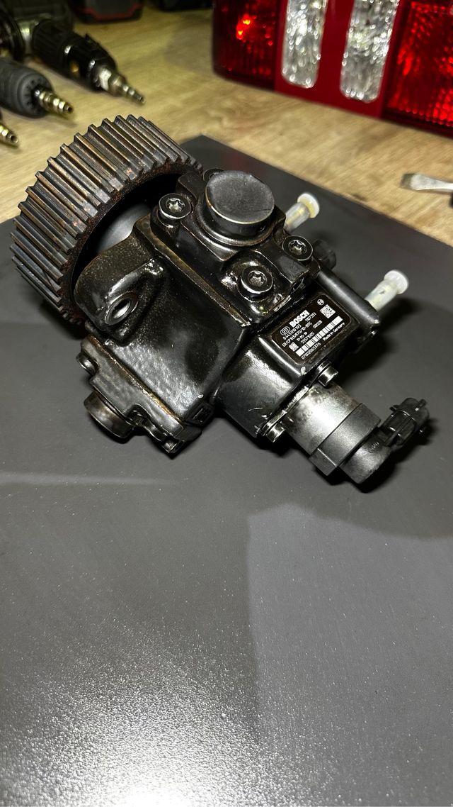 Bomba de inyeccion Opel insignia 2.0 CDTI 130CV