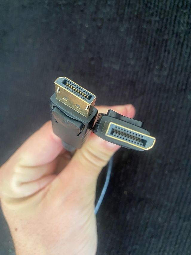 cable HDMI a DISPLAYPORT