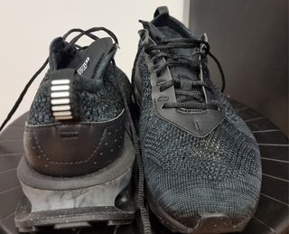 bambas NIKE negras hombre