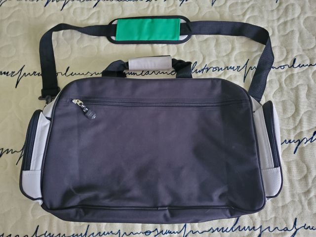 Bolsa de deporte o maleta