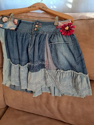 Falda de desigual