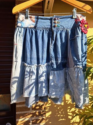 Falda de desigual