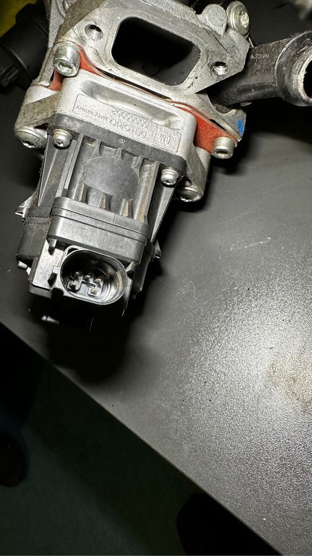 EGR INSIGNIA 0917 A20DTH 55577443