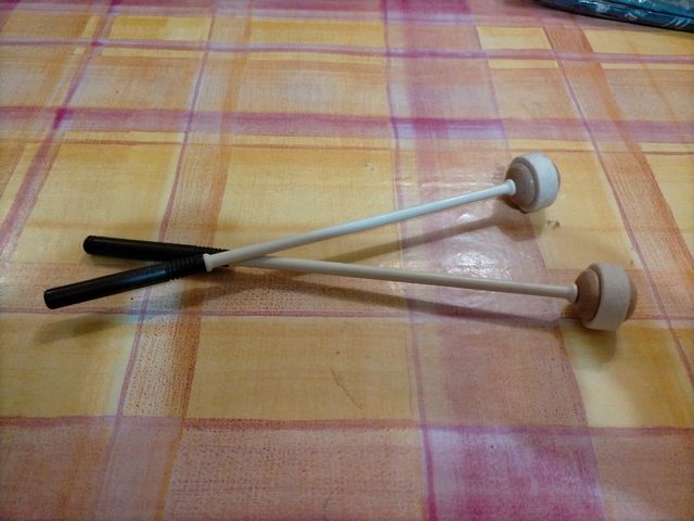 Baquetas escolares nuevas