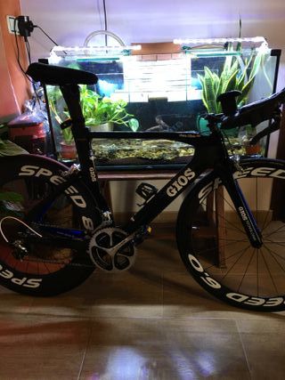 Bicicleta de competición GIOS, made in Italia
