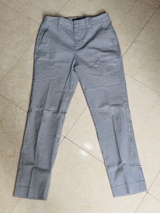 Pantalón pinza blanco con rayas azules
