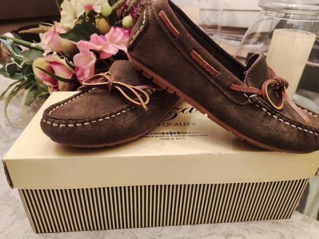 Mocasines niño T. 33. Nuevos.