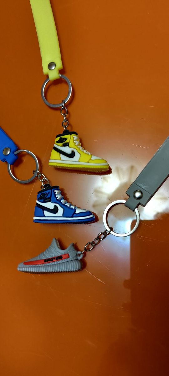 Portachiavi scarpe di marca