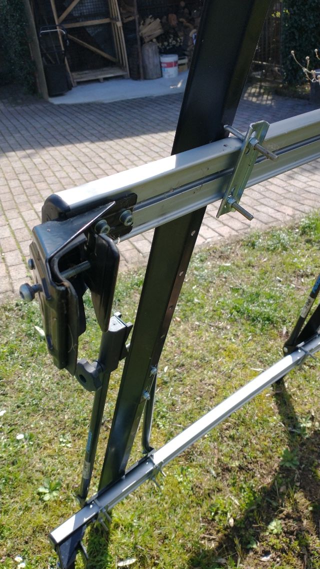 Portabici da tetto auto