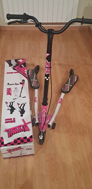 Patinete de tres ruedas