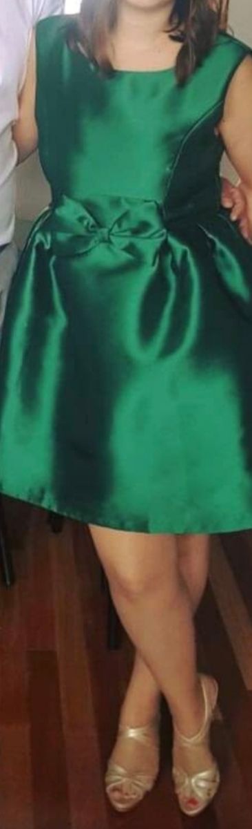 Vestido corto con lazo