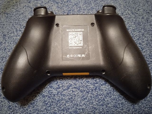 Mando para jugar con móvil.