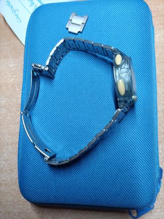 Reloj Casio Lw-200 (original) color plata y azul.