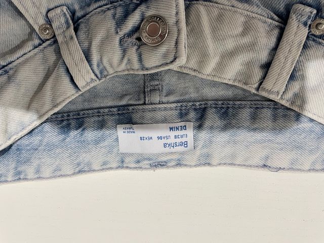 pantalones cortas vaqueras Stradivarius