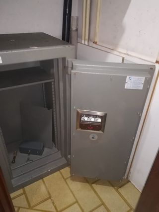 CAJA FUERTE de SEGURIDAD de banco