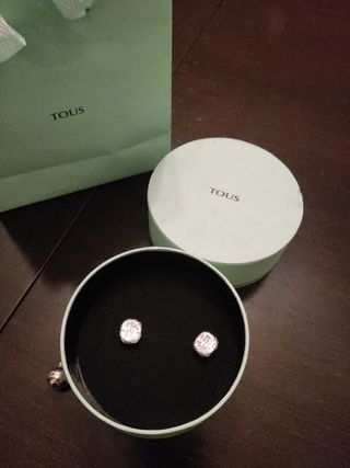 Anillo, pendientes y colgante Tous